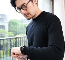 Load image into Gallery viewer, Thick Solid V-Neck Pullover
