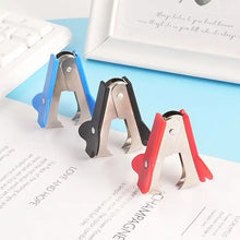Load image into Gallery viewer, Nail Remover Tool 1 Piece Labor Saving Ergonomic Handle Easy Removal for Home and Salon Use
