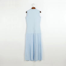 Load image into Gallery viewer, Elegant Knitted Pleated Maxi Dress
