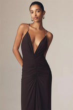 Load image into Gallery viewer, Elegant Evening Dress Pleated Straight Prom Dresses Sleeveless V-Neck Party Cocktail Gowns Wedding Guest Dress 2026 Customized
