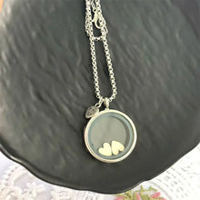 Load image into Gallery viewer, Pet Souvenirs Can Hold Cat or Dog Hair Necklaces, Pendants, Alloy Glass Photo Frames, Pendants, and Pet Accessories
