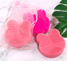 Load image into Gallery viewer, Makeup brush cleaning tool simple makeup brush
