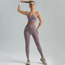 Load image into Gallery viewer, Women's set, slim fit yoga set, high-intensity exercise set, high elasticity, breathable fitness yoga suit
