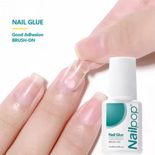 Load image into Gallery viewer, Nailpop Nail Glue 2/5PCS Strong Adhesive Fast Drying Long Lasting Transparent Acrylic Glue for Artificial Nails Nail Art Tools
