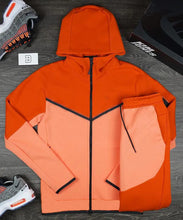 Load image into Gallery viewer, Luxury Brand Men Tracksuits 2-piece Set Black Sports Suit Tracksuits Jogging Men's Clothing Sweatpants Zip Sweatshirts Techwear
