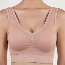 Load image into Gallery viewer, Women Breathable Sports Bra Absorb Sweat Shockproof Padded Gym Running Fitness Double Layer Seamless Yoga Sports Bras Underwear
