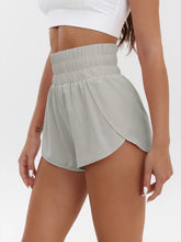 Load image into Gallery viewer, 2025 New European and American Women's Shorts High Waist Elastic Loose Quick-drying Sports Casual Shorts Breathable Pants
