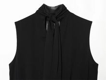 Load image into Gallery viewer, Women's Top 2026 New Spring Summer Fashion Black Sleeveless Pleated Top for Women Casaul Chic Women Top
