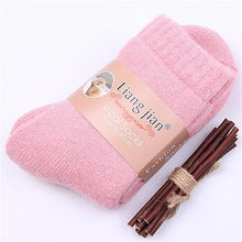Load image into Gallery viewer, Super Thick Merino Winter Socks
