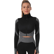 Load image into Gallery viewer, Summer Women's Yoga Sets Seamless Sports and Fitness Suit Tight Fast-drying Waist Closing Yoga Clothing Three-piece Set
