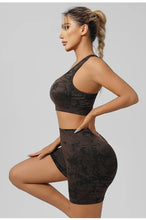 Load image into Gallery viewer, Women Seamless Tie Dye Yoga Set Quick Dry Sports Bra Shorts Lightweight Breathable Workout Outfit
