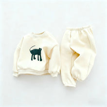 Load image into Gallery viewer, Cute Cartoon Baby Outfit Set
