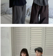 Load image into Gallery viewer, Kids Solid Long Sleeve Tee
