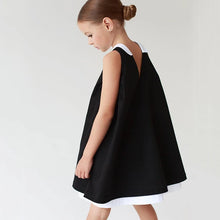 Load image into Gallery viewer, Elegant Black Girls Party Dress
