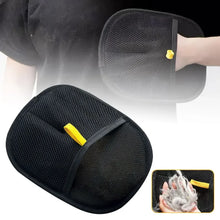 Load image into Gallery viewer, Static Pet Hair Removal Gloves - Grooming &amp; Deshedding Gloves for Dogs Cats - Works on Sofa Carpet Clothes - Multi-Surface Brush
