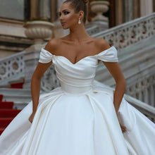 Load image into Gallery viewer, Elegant White Wedding Dresses 2023 Off Shoulder Sweep Train Bride Dress Lace Up Back Satin Wedding Evening Gown Vestido De Novia

