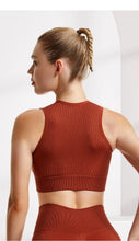Load image into Gallery viewer, Women's Sleeveless Sports Bra Navel-Leaking with A Chest Pad  Highly Elastic Vest Sexy Stretchy Breathable Bra
