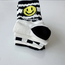 Load image into Gallery viewer, Smiley Couple Sport Sock Pack
