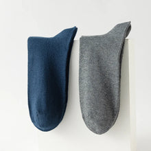 Load image into Gallery viewer, Modern Men's Breathable Cotton Socks
