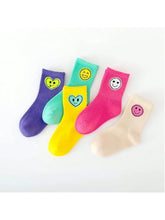 Load image into Gallery viewer, Smiley Kids Mid Calf Socks
