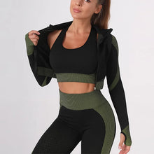 Load image into Gallery viewer, Summer Women's Yoga Sets Seamless Sports and Fitness Suit Tight Fast-drying Waist Closing Yoga Clothing Three-piece Set
