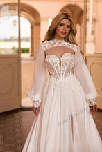 Load image into Gallery viewer, Elegant Boho Sweetheart Wedding Gown
