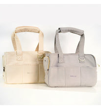 Load image into Gallery viewer, Pets Go Out and Pack Puppies. Portable One-Shoulder Bags Are Suitable for Cats and Small Dogs to Carry Outdoors Than Bears.
