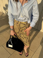 Load image into Gallery viewer, Snakeskin Printed Fashion Premium Edition
