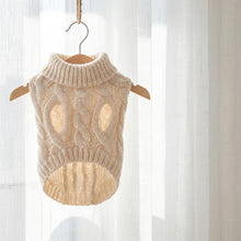 Load image into Gallery viewer, Twist Knit Warm Dog Sweater
