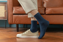 Load image into Gallery viewer, Modern Men's Breathable Cotton Socks
