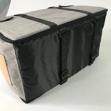 Load image into Gallery viewer, Pet Dog Car Seat Bed Car Central Seat Cat Dog Travel Portable Carrier for Safety Bag Dog Pet Accessories 펫 여행 고양이 개 좌석 침대 운송
