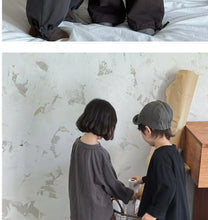 Load image into Gallery viewer, Kids Solid Long Sleeve Tee
