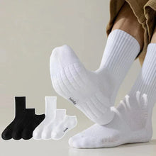 Load image into Gallery viewer, Cushioned Breathable Running Socks
