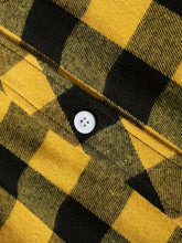 Load image into Gallery viewer, Classic Plaid Flannel Shirt Men
