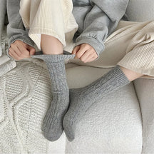 Load image into Gallery viewer, Japanese Wool Casual Socks
