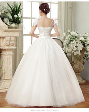 Load image into Gallery viewer, Elegant Lace Ball Gown Wedding Dress
