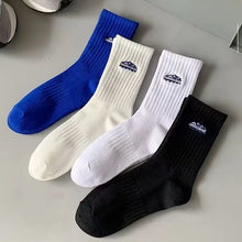 Load image into Gallery viewer, Comfortable Thick Crew Sport Socks
