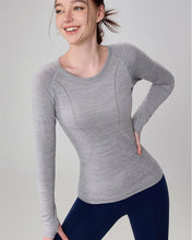 Load image into Gallery viewer, Yoga Clothes for Women, Sports Tops, Round Neck, Seamless, Slim, Running Shirt Fitness Workout Long Sleeves Gym T Shirt, Winter
