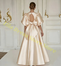 Load image into Gallery viewer, Elegant Girls Wedding Party Dress Satin Flower Girl Dress Bows Half Sleeves Formal Gala Dresses for Bridesmaid Dress Wholesale
