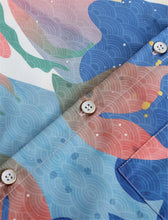 Load image into Gallery viewer, Tropical Print Button Shirt
