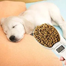Load image into Gallery viewer, Pet Food Measuring Scoop Electronic Dog Cat Food Measuring Cup Digital Spoon Scale Kitchen Food Scale with LED Display
