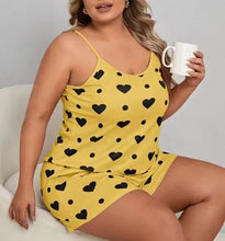 Load image into Gallery viewer, Plus Heart Print Pajama Set
