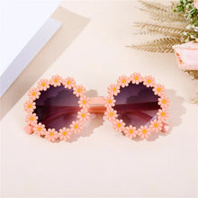 Load image into Gallery viewer, Pet Accessories Flower Sunglasses Circular Role Playing Glasses Photo Props Glasses For Cats And Small And Paracord Dog Leash
