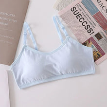 Load image into Gallery viewer, Cotton Sports Training Bras Casual Back Buckle Teenage Lingerie No Steel Rings Sports Bra Elastic Breathable Student Underwear
