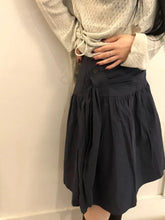 Load image into Gallery viewer, Chic Korean Style  Skirt for Young Women Spring Autumn Winter Seasonal Fashionable Inner Wear Casual Versatile Skirt
