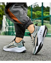 Load image into Gallery viewer, Lightweight Breathable Running Sneakers Men
