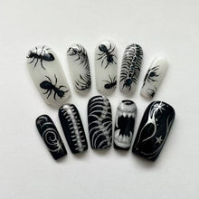 Load image into Gallery viewer, 24pcs Thriller Style False Nails With Halloween Ant Bugs Pattern Wearable Press On Nails Ballet Black Punk Nail Art Decoration
