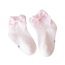 Load image into Gallery viewer, Animal Print Baby Crew Socks
