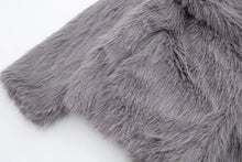 Load image into Gallery viewer, HH 2024 Women 's Vintage Soild Faux Fur Coat Turn-down Collar Long Sleeve Warm Plush Wool Coats Lady Winter Autumn Outwear
