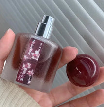 Load image into Gallery viewer, Meto Clouds Mist Perfume Spray Lady Body Fragrance Fresh Elegant Scent Floral Fruity Notes Daily Wear Office Dating Pocket Size
